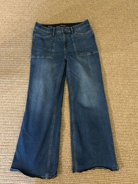 Wide leg Jean size 10, Liz Claiborne